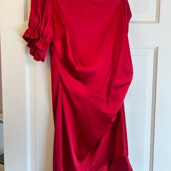 B Darlin Dresses & Skirts - B. Darlin Red Satin one shoulder short puff sleeve rouged dress Sz 11/12
